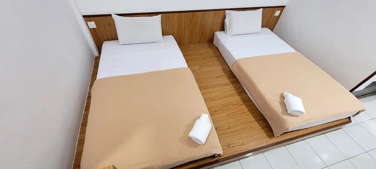 Api-Api Guesthouse Kota Kinabalu 2*,  Malezja